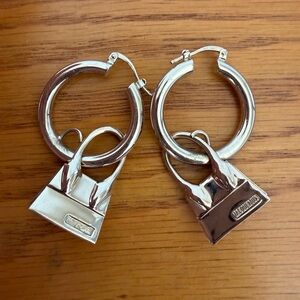 Jacquemus Les Creoles Chiquito Charm Нoop Earrings
